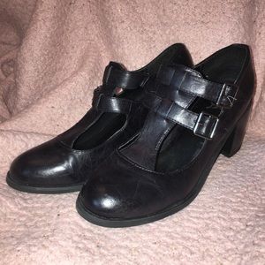 Girl MIA double buckle t-strap heel